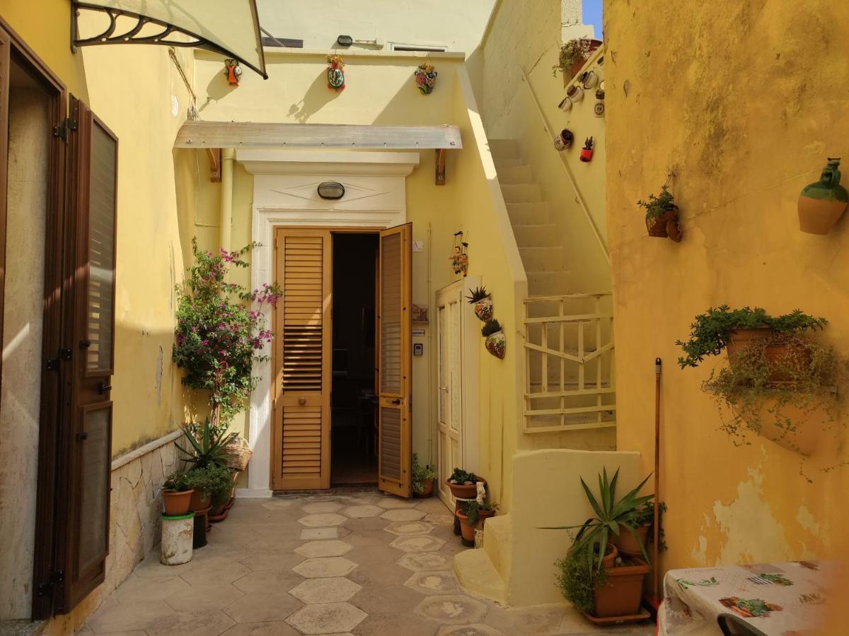 수르보 La Casa Di Giu Salento 빌라 외부 사진